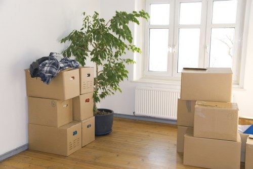 Careful transport of furniture and boxes in Battersea